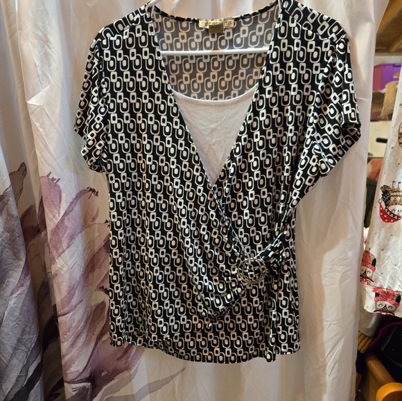 Stylish Black and White Wrap Top - Picture 1 of 5